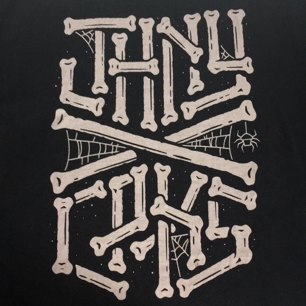 ☠️ Johnny Cupcakes Crossbones Tee 🧁